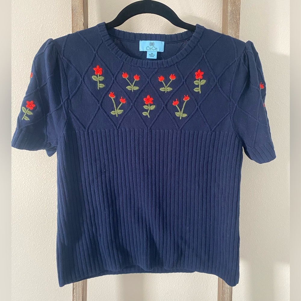 CeCe Cotton Embroidered Short Sleeve Sweater - Size Medium - Picture 4 of 8